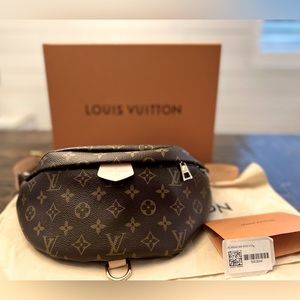 Louis Vuitton Monogram Bumbag Waist Crossbody Authentic LV
